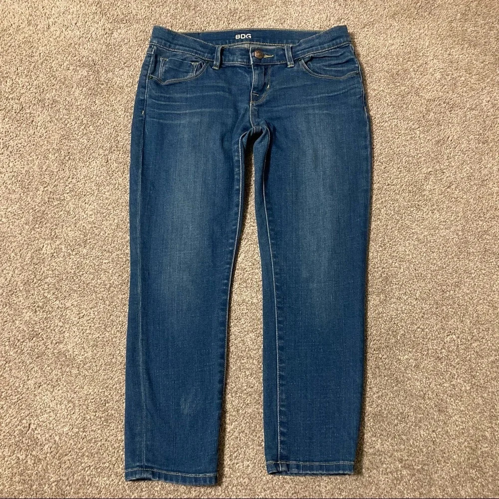 BDG Women's Ankle Crop Jeans in Dark Blue Wash